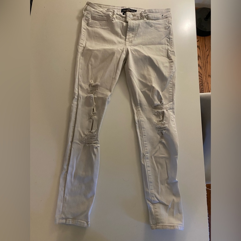 Abercrombie & Fitch signature collection white skinny jeans size 26 short